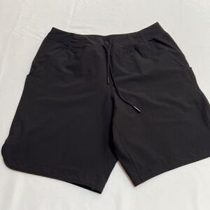 Lands’ End Quick Dry Women’s’ Shorts Size 4